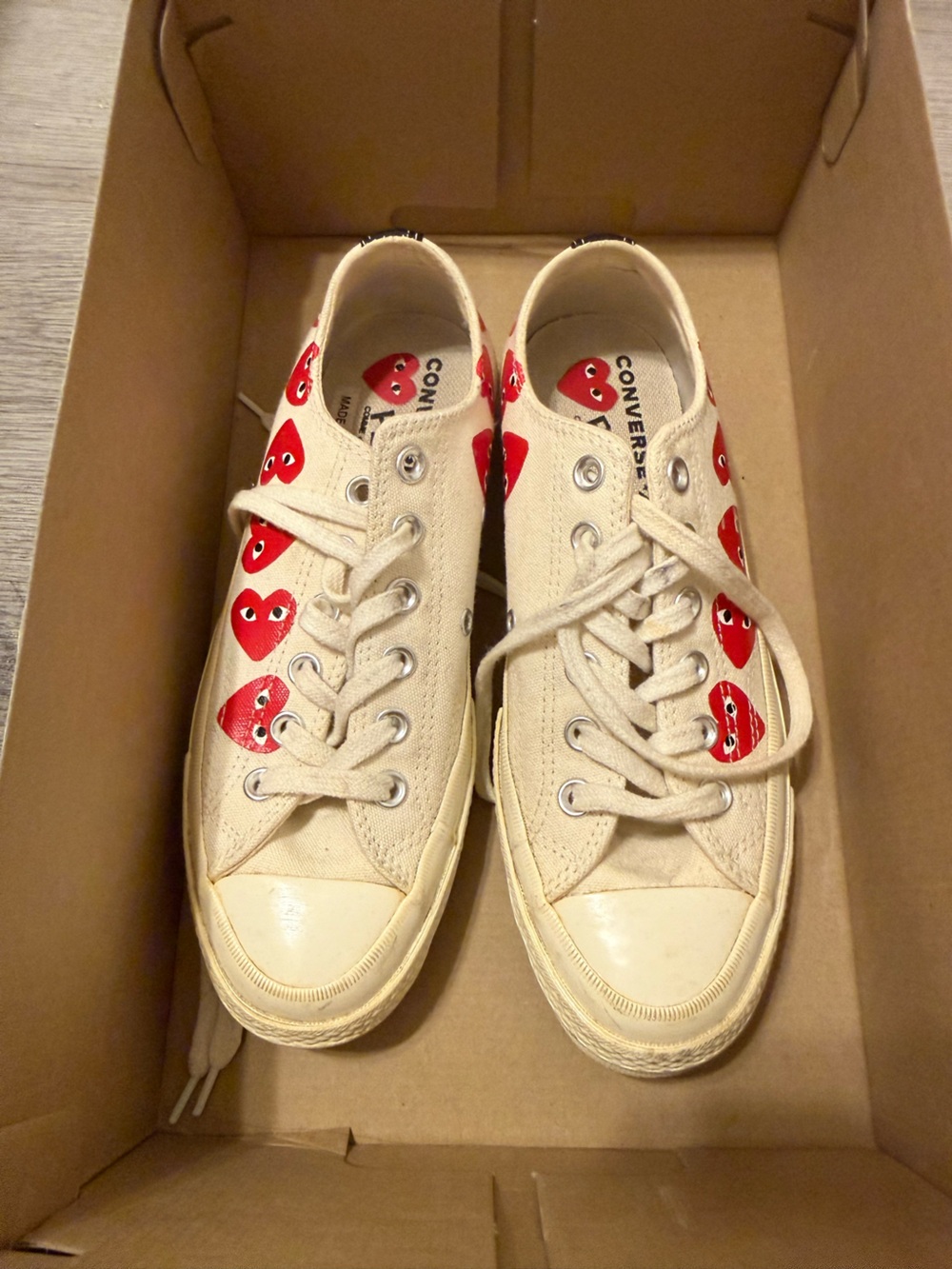 Converse PLAY Comme des Garsons White Canvas Sneakers with Red Hearts size 7 - Picture 3 of 16